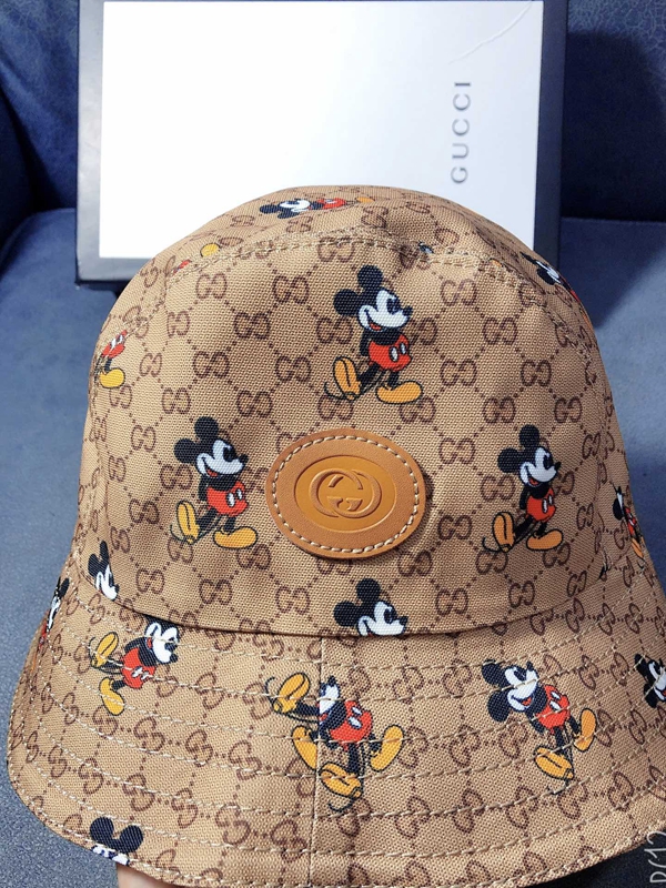 ブランド帽子正面デザイン